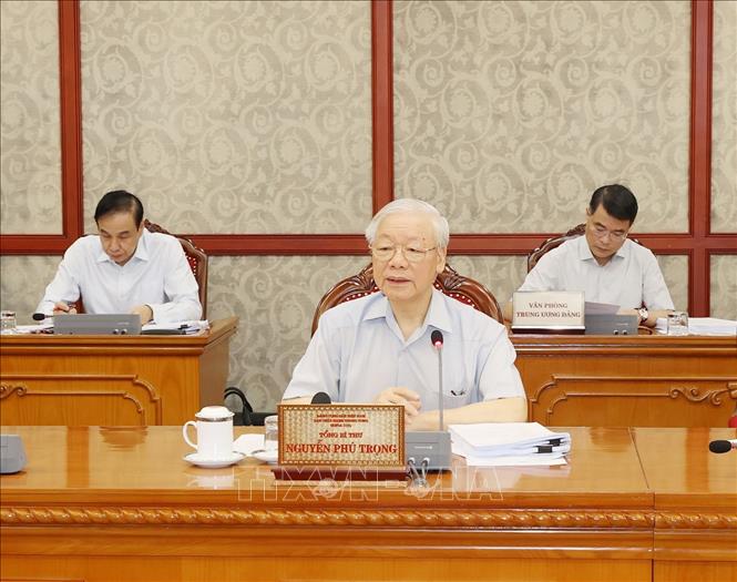 Phòng, chống tham nhũng phải gắn liền, đồng bộ với phòng, chống tiêu cực