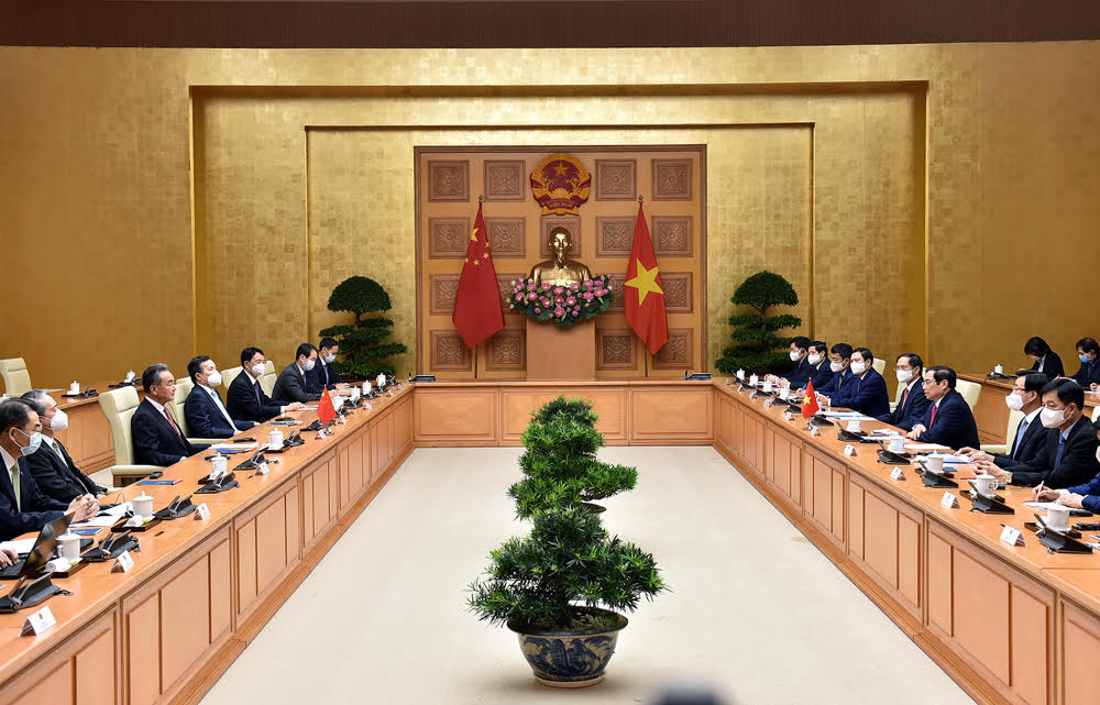 Việt Nam coi trọng phát triển quan hệ với Trung Quốc