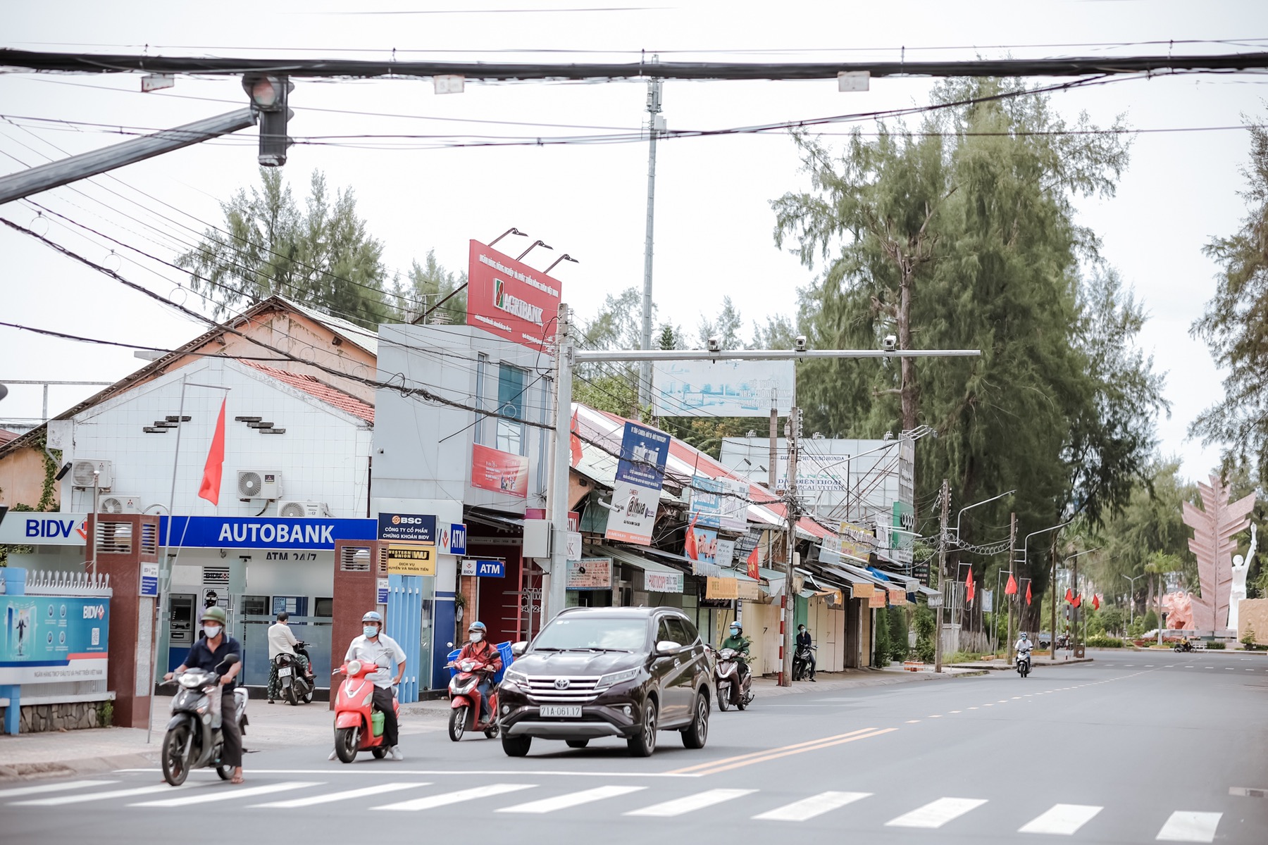 Bến Tre sớm trở về trạng thái bình thường mới với ứng dụng công nghệ trong phòng, chống dịch COVID-19