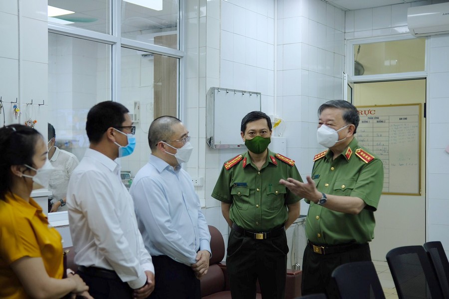 Bước trưởng thành mới của Khoa Điều trị cán bộ cao cấp Bệnh viện 19-8