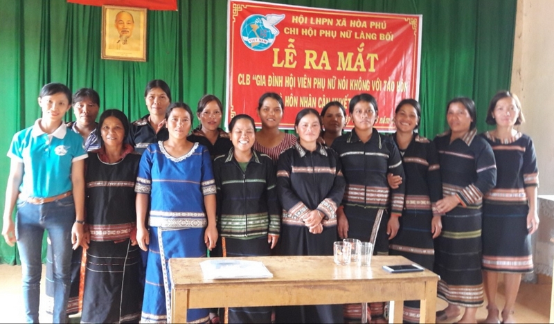 Nhiều khó khăn trong bài trừ nạn tảo hôn và hôn nhân cận huyết
