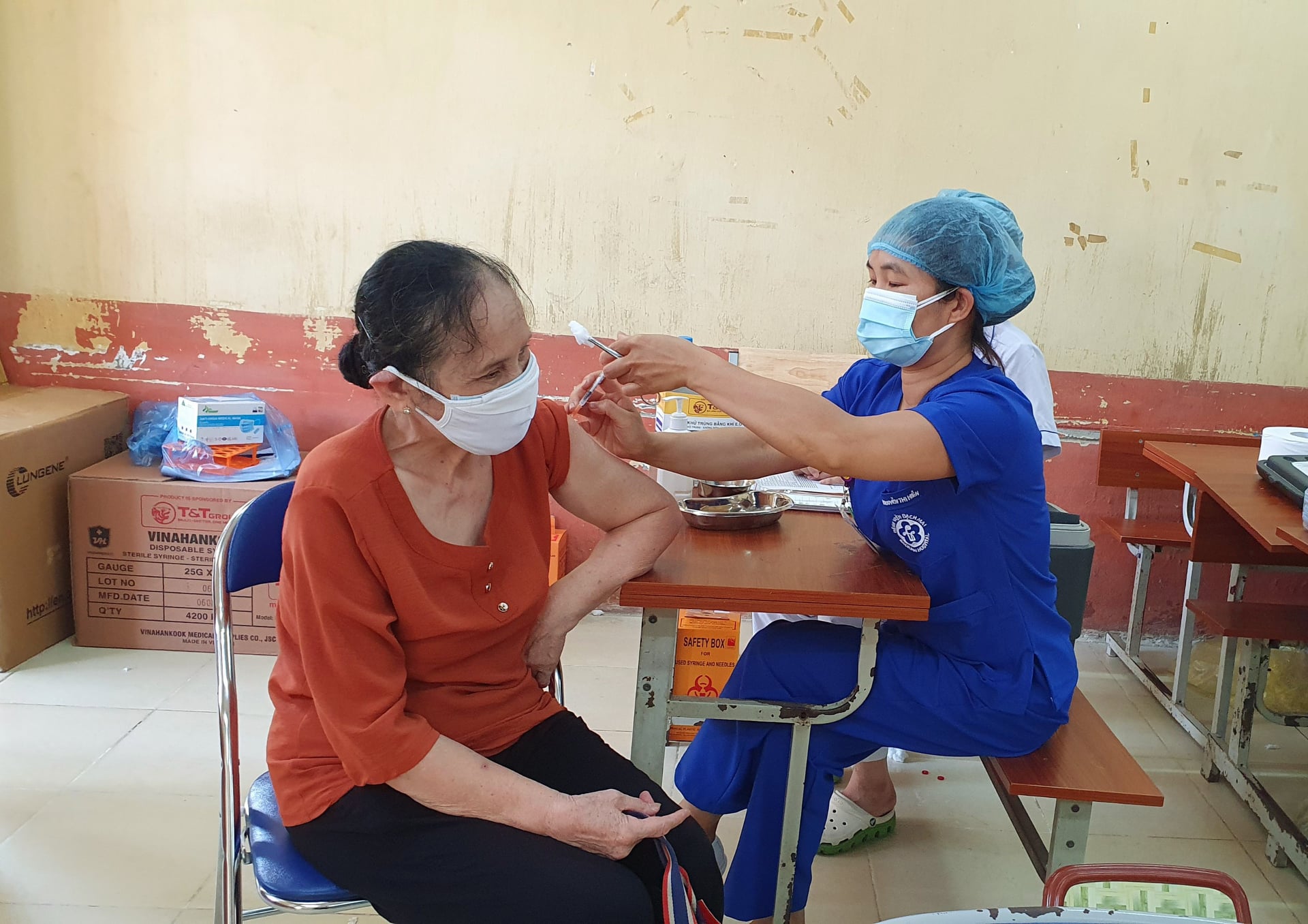 Hà Nội nhận thêm 418 000 liều vắc xin Vero Cell