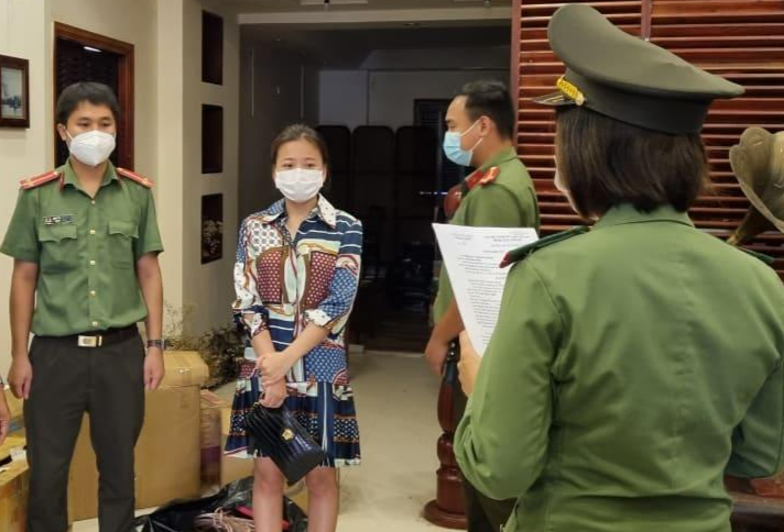 Đưa chuyên gia “dởm” vào Việt Nam, nữ Giám đốc chịu mức phạt nào