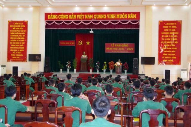 Trường quân sự Quân khu 9 khai giảng năm học mới