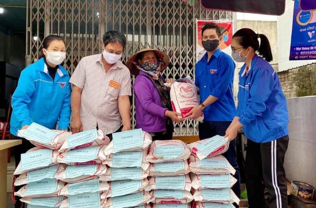 Tuổi trẻ Kiến An Hải Phòng xung kích phòng, chống COVID - 19