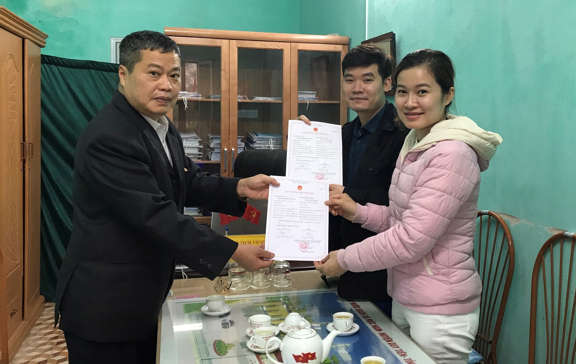 Mộc Nam nỗ lực xây dựng chính quyền thân thiện gần dân

​