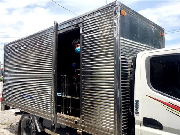 Phát hiện nhiều xe tải luồng xanh vi phạm quy định
