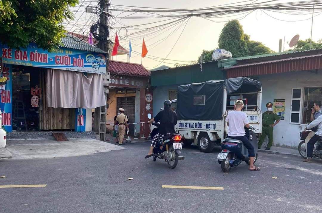 Hà Nam khẩn trương lấy mẫu xét nghiệm toàn bộ khu dân cư Lê Lợi