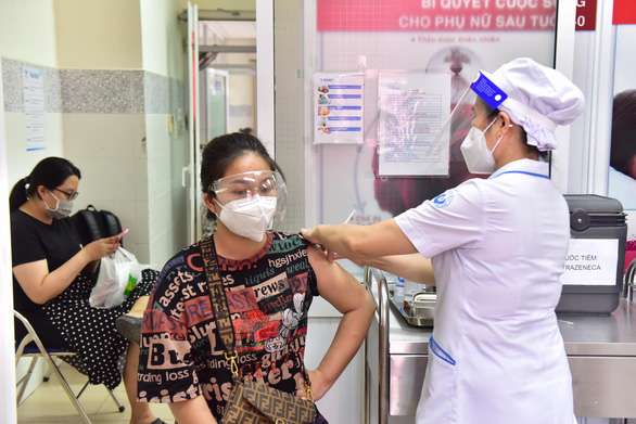 Phụ nữ mang thai có được tiêm vaccine ngừa COVID-19