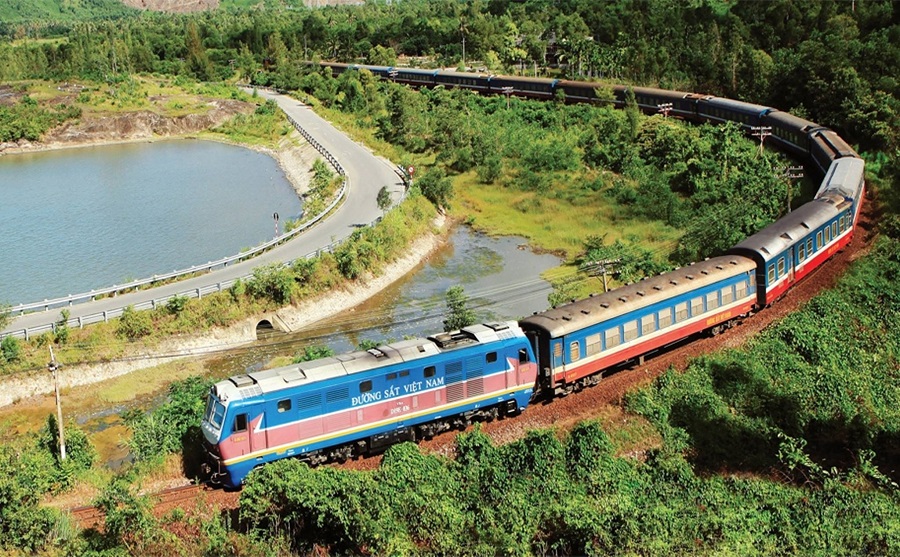 Tăng cường công tác vận tải hỗ trợ tiêu thụ nông sản