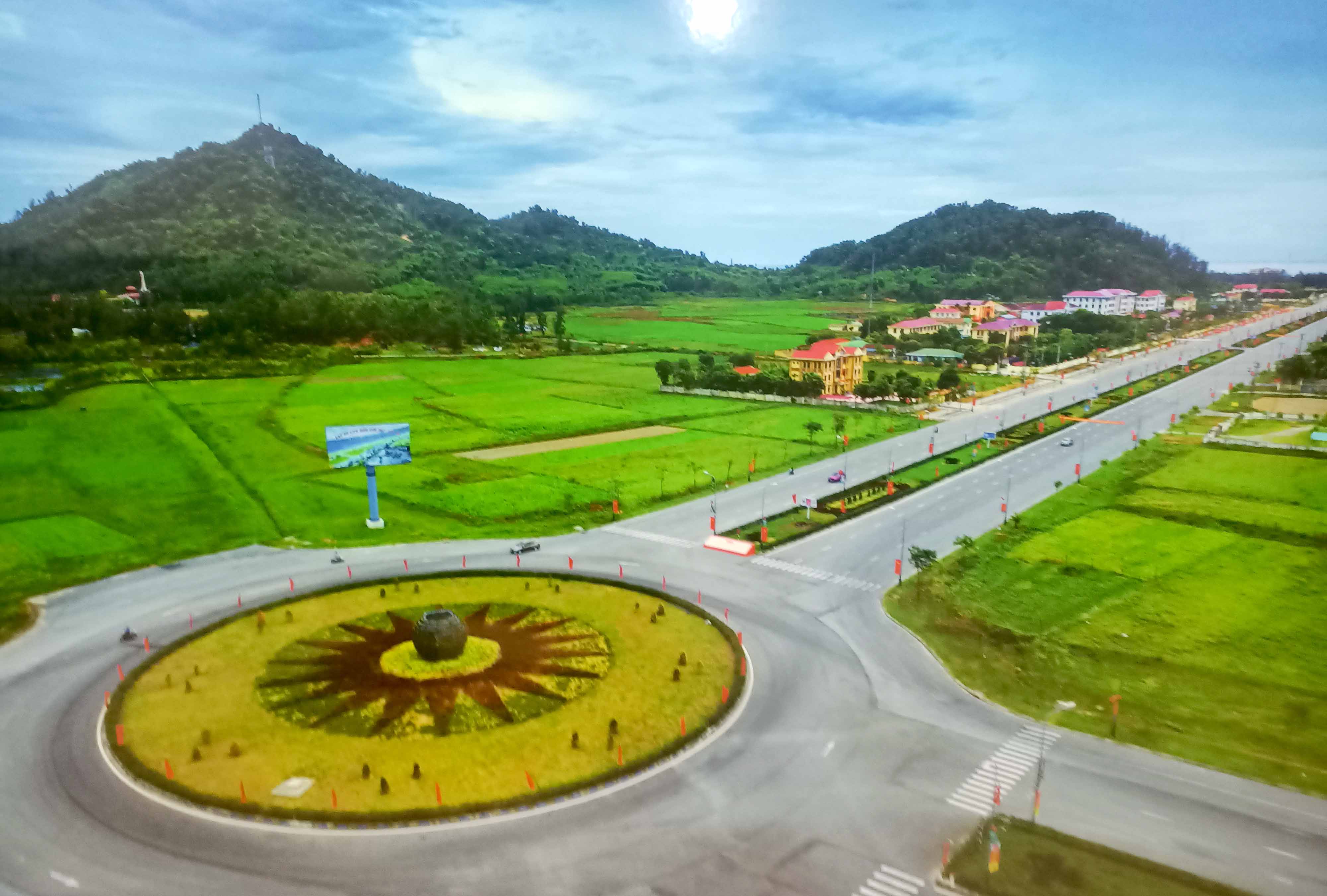 Thực hiện tốt nghị quyết các cấp góp phần đưa Lộc Hà cán đích huyện nông thôn mới