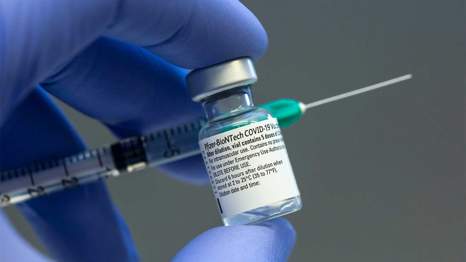 Không có việc Bình Dương để vaccine hết hạn mà không tiêm cho người dân