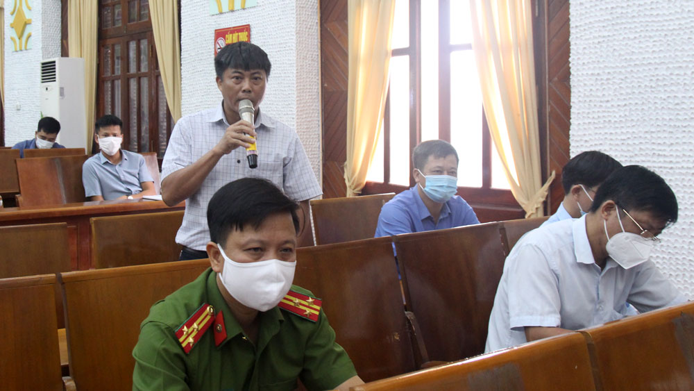 Cử tri huyện Hiệp Hòa và Tân Yên kiến nghị giải quyết một số vấn đề về công tác quản lý đất đai