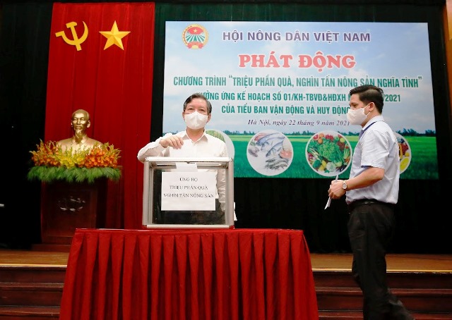 “Triệu phần quà, nghìn tấn nông sản nghĩa tình”