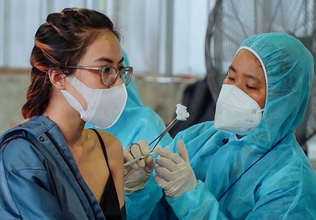 Có được tiêm vaccine mũi 1 và mũi 2 ở 2 nơi khác nhau hay không
