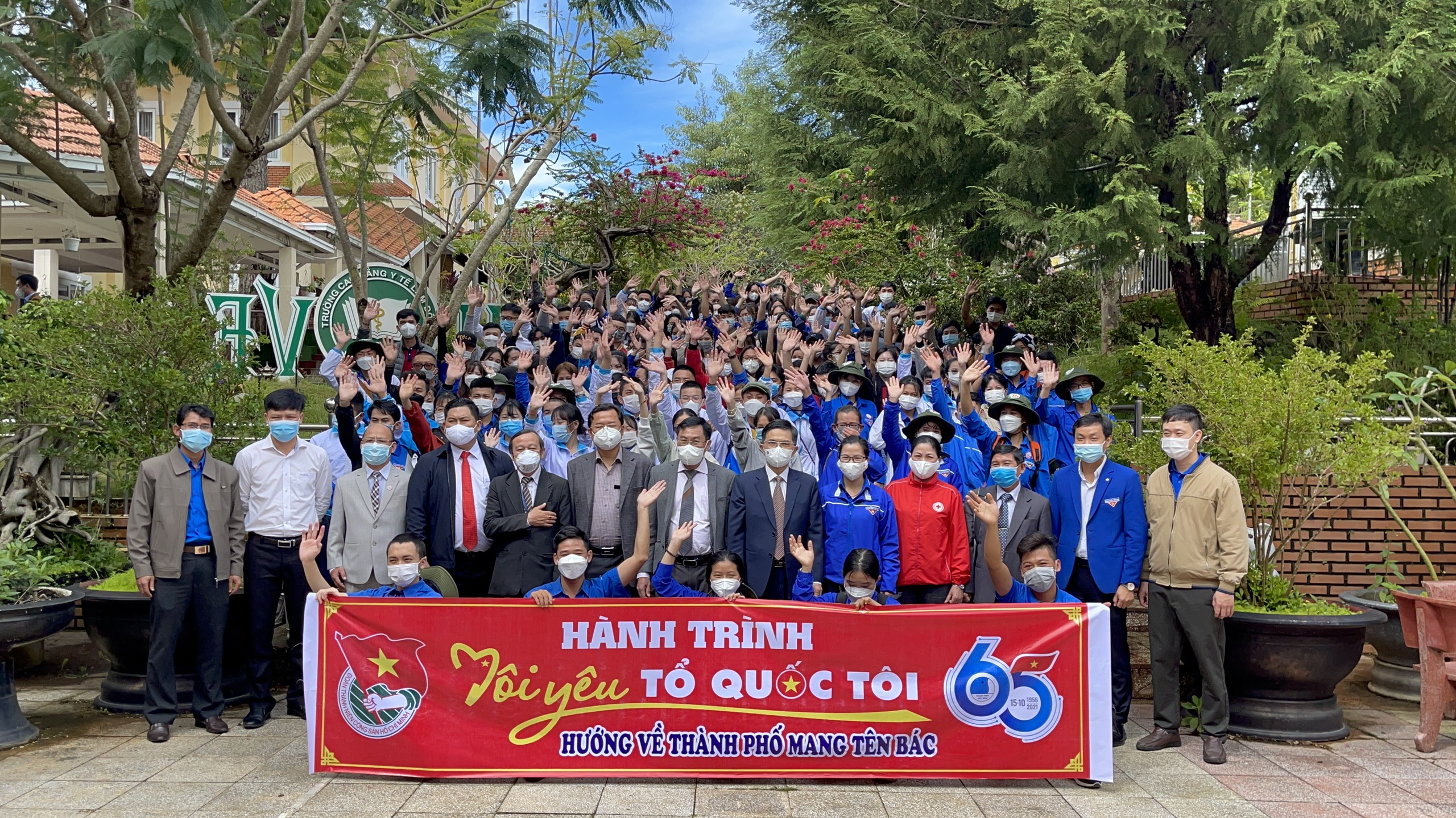 Thanh niên tình nguyện tỉnh Lâm Đồng hỗ trợ TP Hồ Chí Minh phòng, chống dịch COVID-19