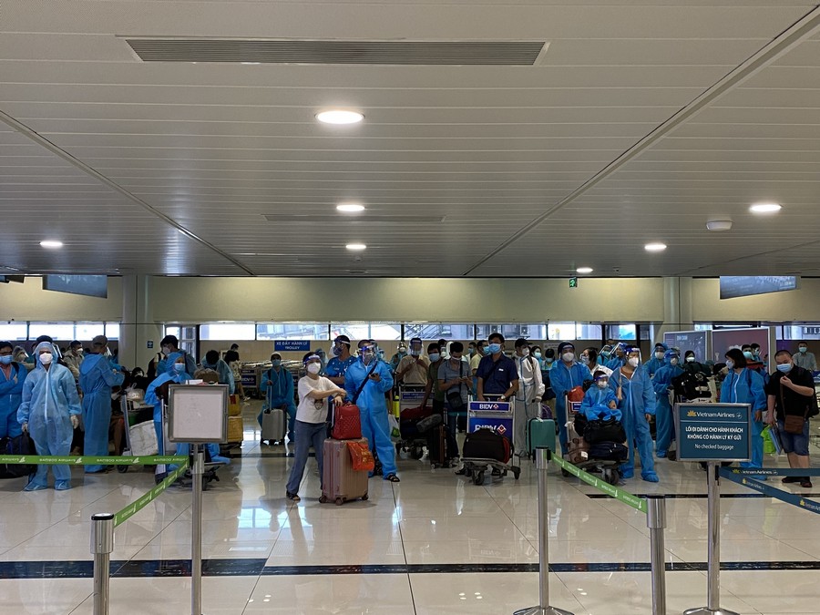 Bắc Giang 3 chuyến bay đón 920 công dân từ TP Hồ Chí Minh và hai tỉnh Bình Dương, Đồng Nai về quê