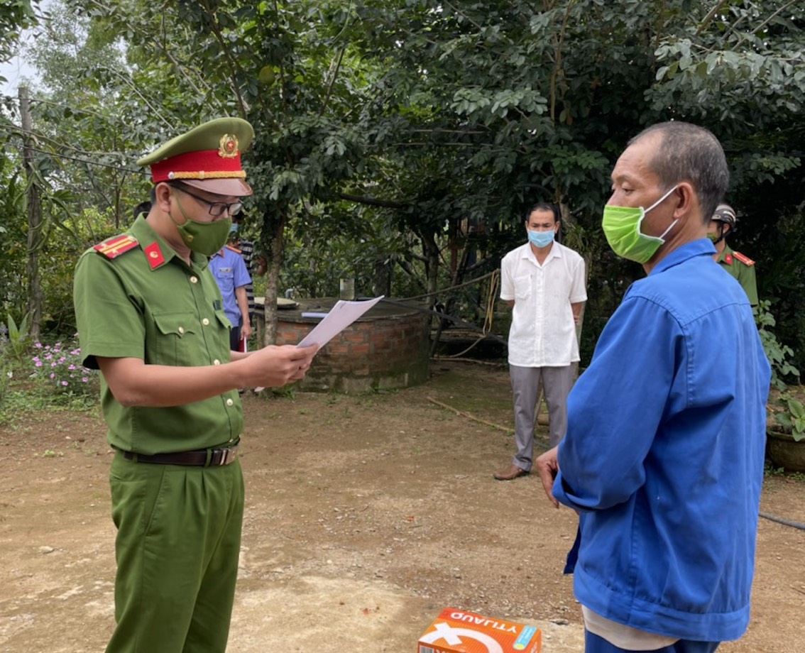 Phú Yên Khởi tố, bắt tạm giam 02 đối tượng “Hủy hoại rừng”