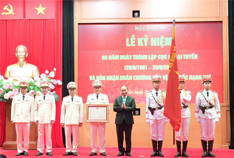 Xứng đáng với sự tin tưởng, yêu mến của Đảng, Nhà nước và nhân dân