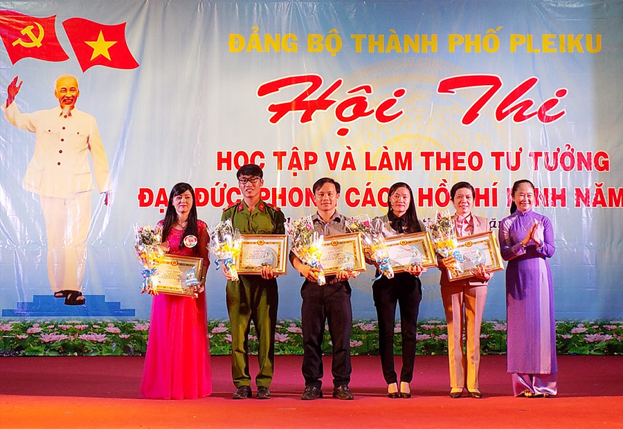 Gia Lai Tổ chức cuộc thi viết về gương Người tốt - Việc tốt trong học và làm theo Bác