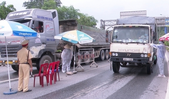 Đảm bảo giao thông thông suốt, an toàn phục vụ sản xuất khi nới lỏng giãn cách