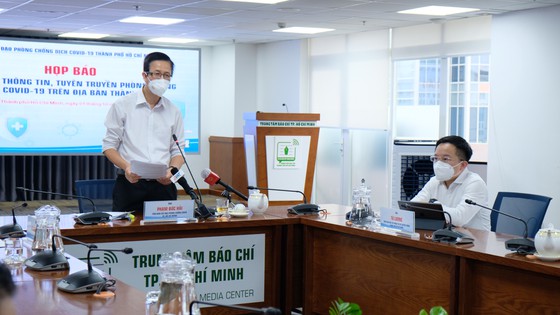 TP Hồ Chí Minh trân trọng mời người dân ở lại cùng TP hồi phục kinh tế