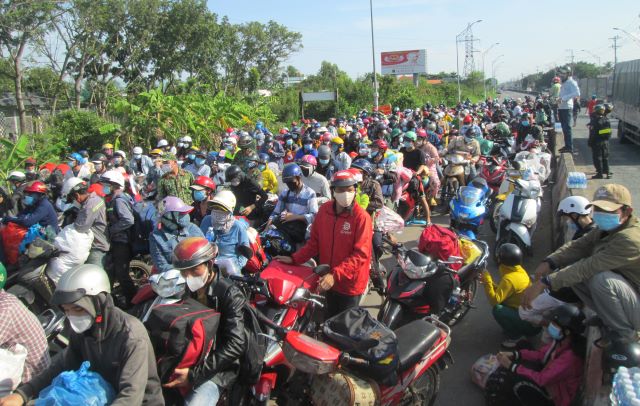 Sóc Trăng Hơn 900 người dân trở về địa phương chưa qua xét nghiệm sàng lọc