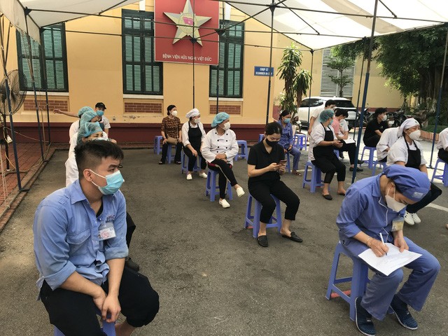 Sáng 2 10, thêm 17 ca mắc COVID-19 tại Bệnh viện Hữu nghị Việt - Đức