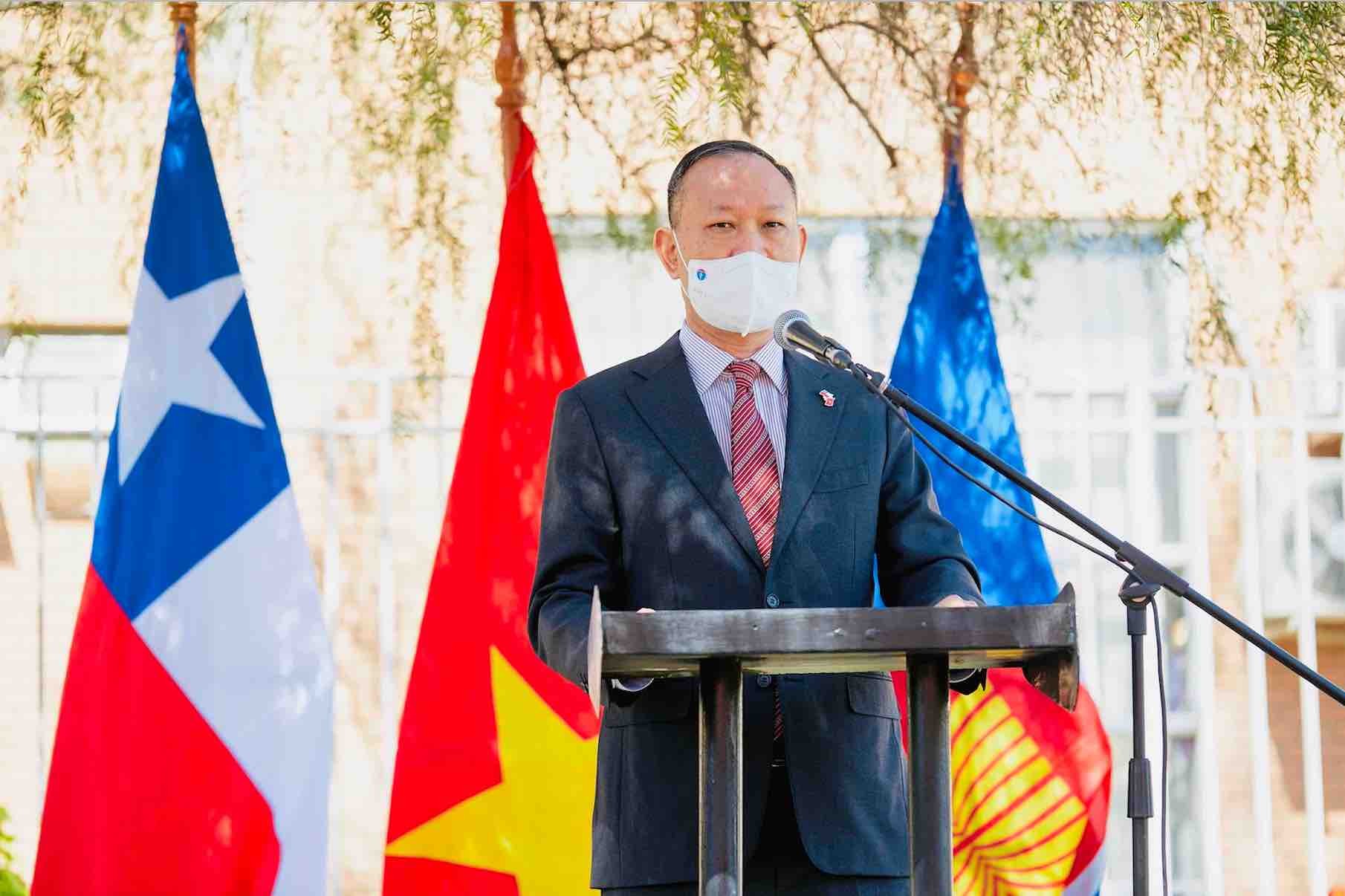 Hoạt động văn hoá kỷ niệm 50 năm thiết lập quan hệ ngoại giao Việt Nam - Chile