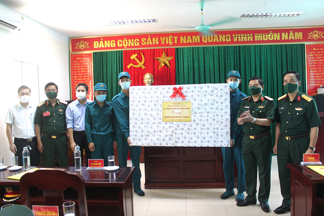 Bộ Tổng Tham mưu kiểm tra Bộ CHQS tỉnh Thanh Hóa