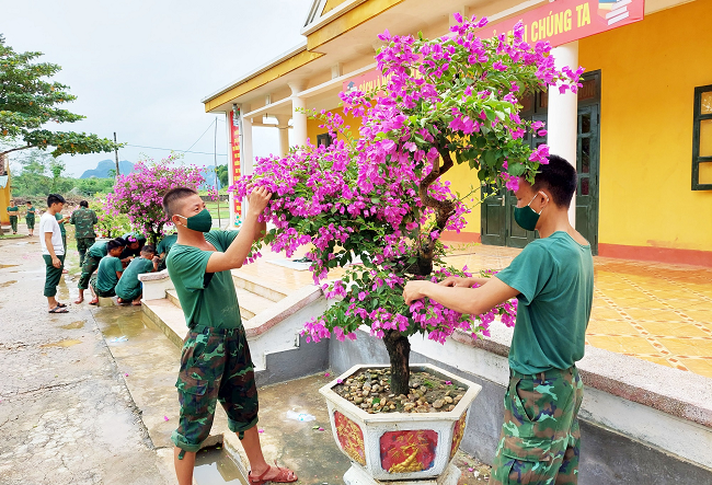 Cảnh đẹp mê say từ bàn tay chiến sĩ