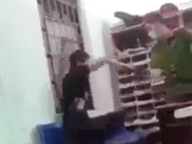 Luật sư nói gì về trường hợp công an được sử dụng công cụ hỗ trợ