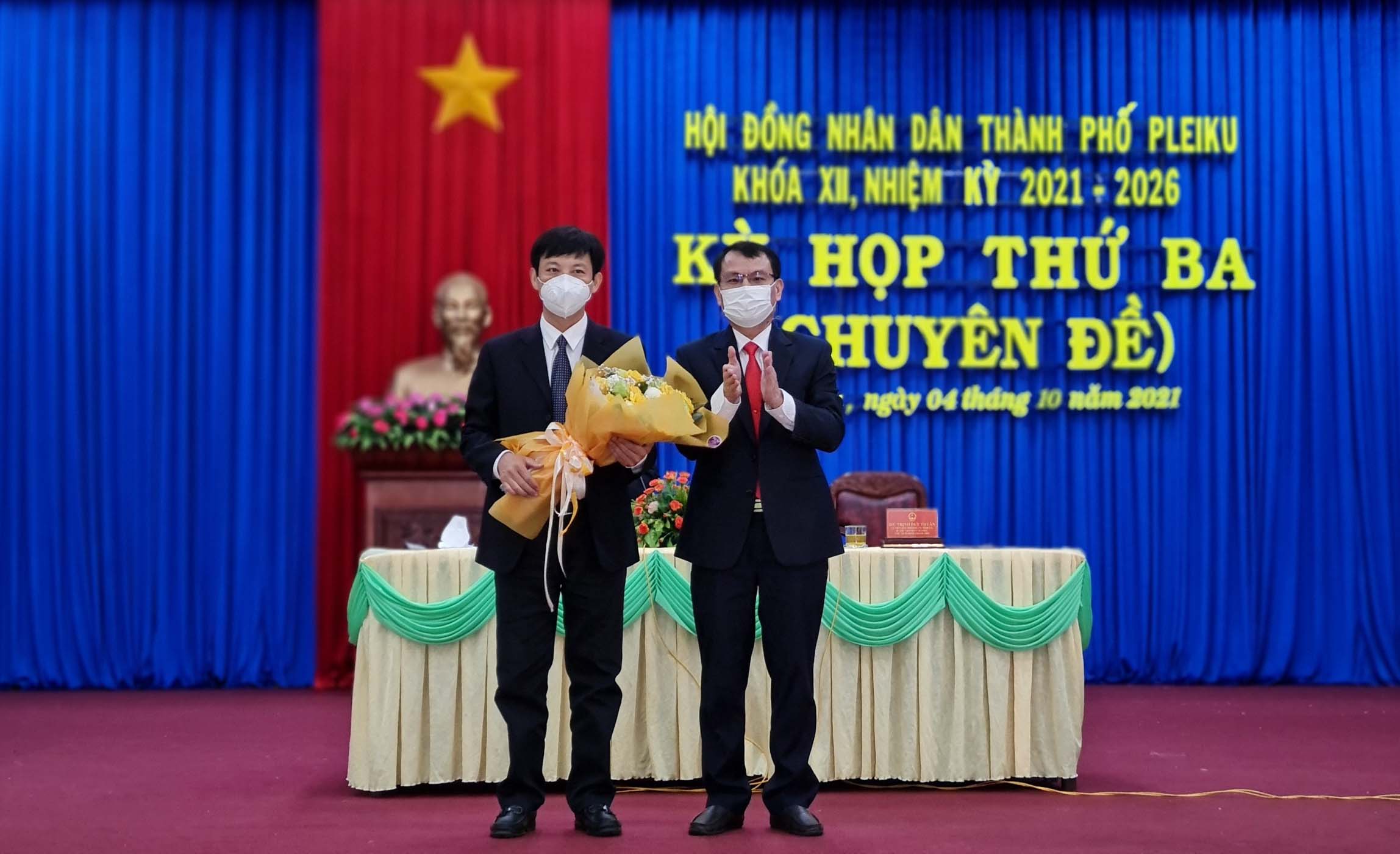 Bầu chức danh Chủ tịch UBND TP Pleiku