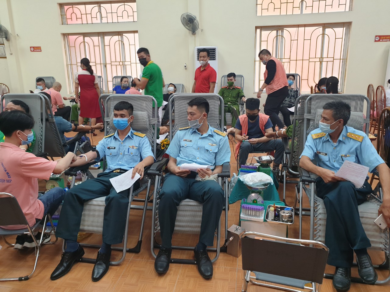 Hải Phòng “Ngày hội hiến máu tình nguyện ở quận Kiến An thu được gần 500 đơn vị máu