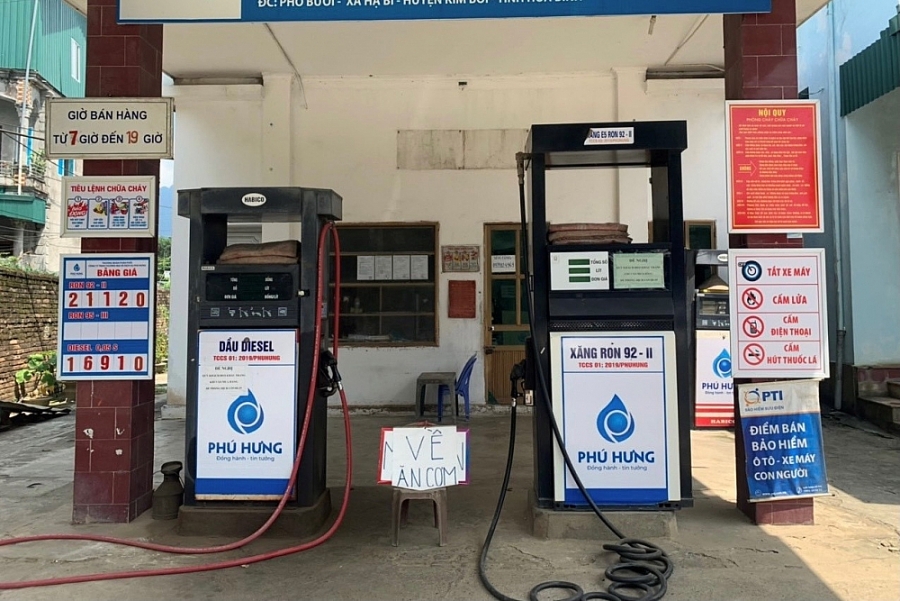 Hòa Bình Cửa hàng xăng dầu bị phạt 10 triệu đồng vì tự ý nghỉ bán hàng