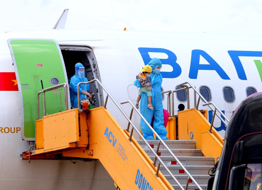 Thừa Thiên Huế và Quảng Bình đón công dân về quê tránh dịch
