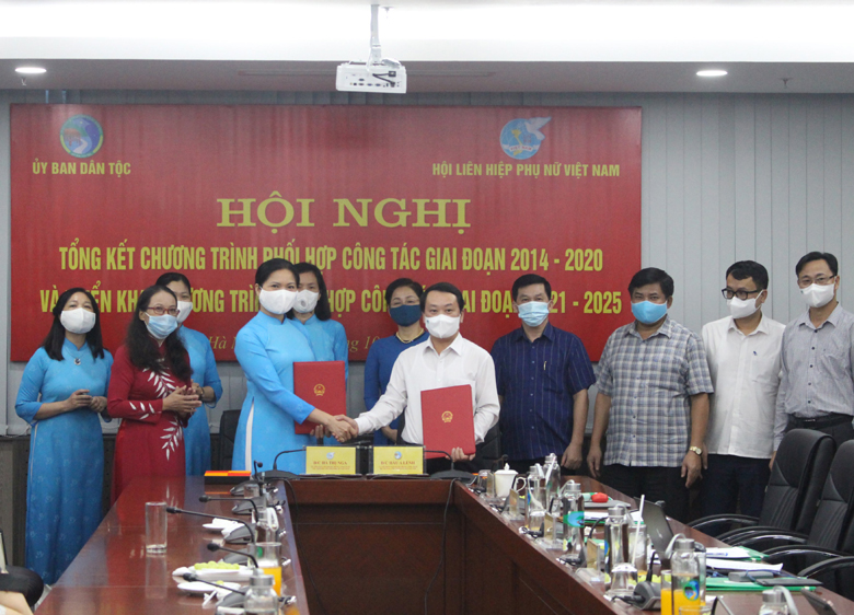 Phối hợp triển khai hiệu quả các dự án về phụ nữ, trẻ em vùng dân tộc thiểu số