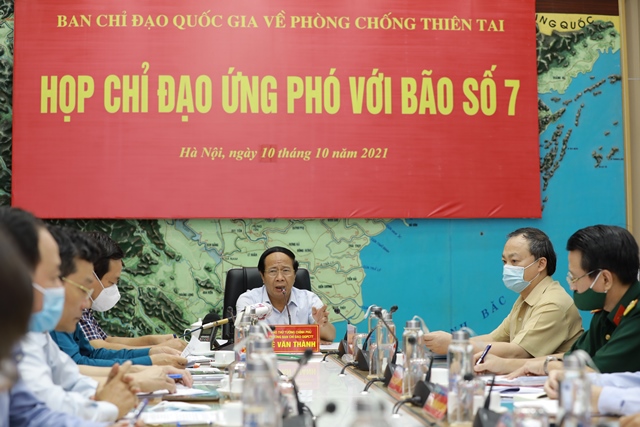 Không chủ quan khi ứng phó với bão số 7
