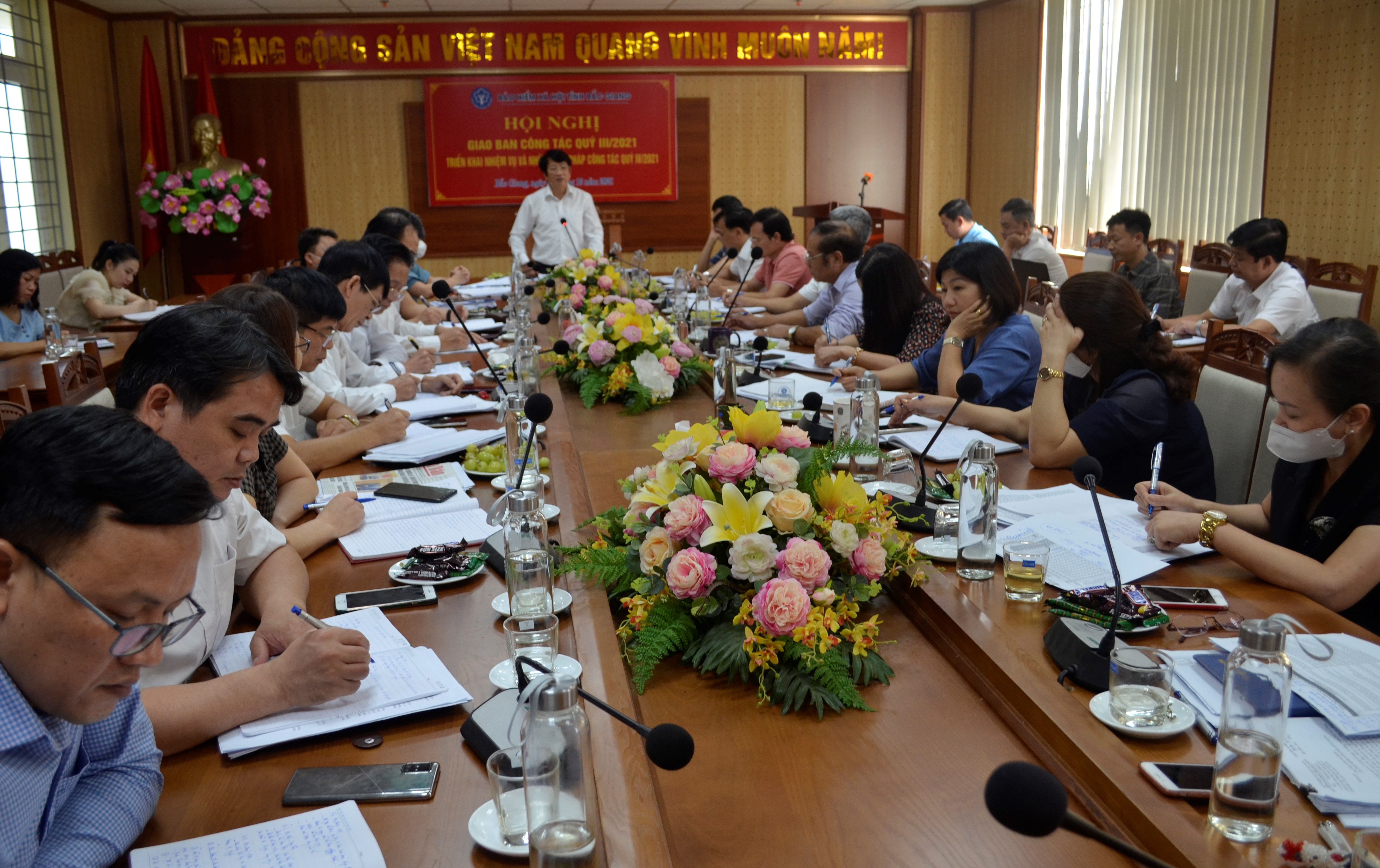 Bắc Giang 99,8 người lao động được cấp sổ BHXH