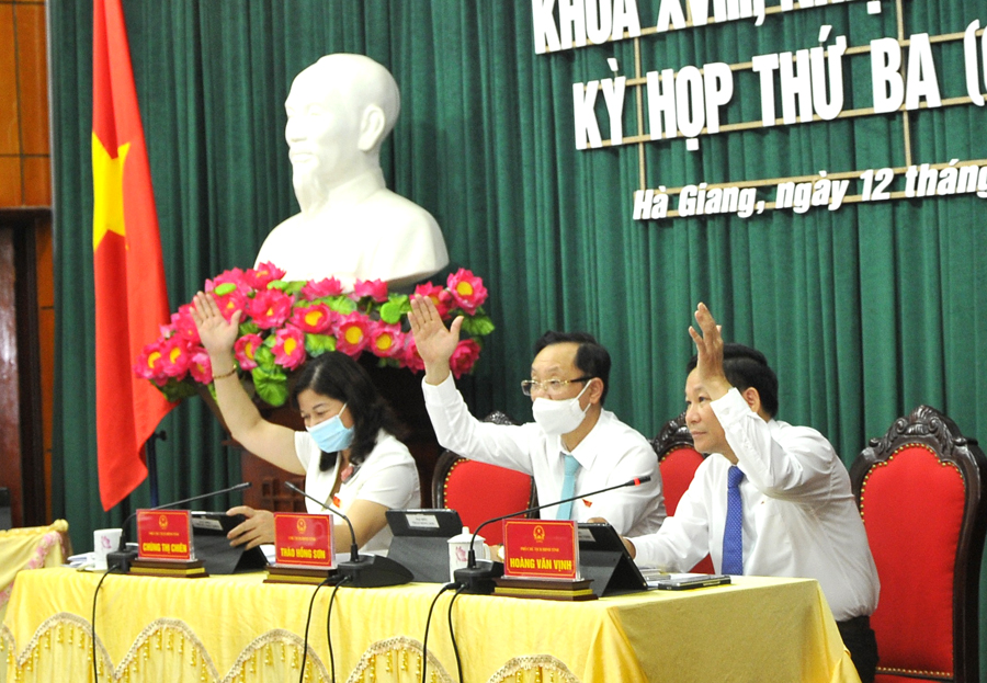 Kỳ họp thứ Ba, HĐND tỉnh Hà Giang Thông qua 6 nghị quyết quan trọng