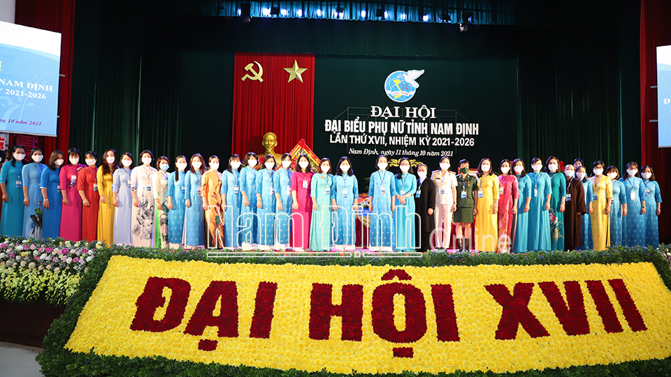 Phát huy tinh thần đoàn kết, sáng tạo của phụ nữ các cấp