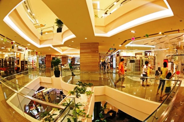 Sức mua tăng trở lại sau giãn cách tạo thêm sức bật cho phục hồi của thị trường bán lẻ