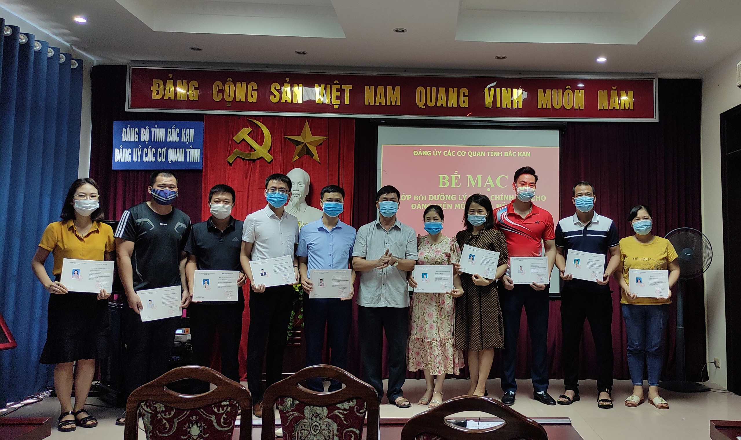 Đảng bộ Các cơ quan tỉnh Bắc Kạn chú trọng công tác phát triển đảng viên