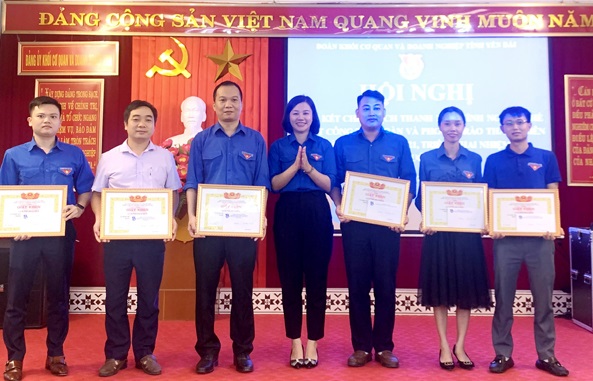 Yên Bái Đoàn Khối cơ quan và doanh nghiệp quán triệt chuyên đề Học và làm theo Bác năm 2021