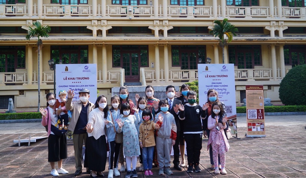 Trải nghiệm “Tour bộ hành kiến trúc Pháp trong lòng Hà Nội”