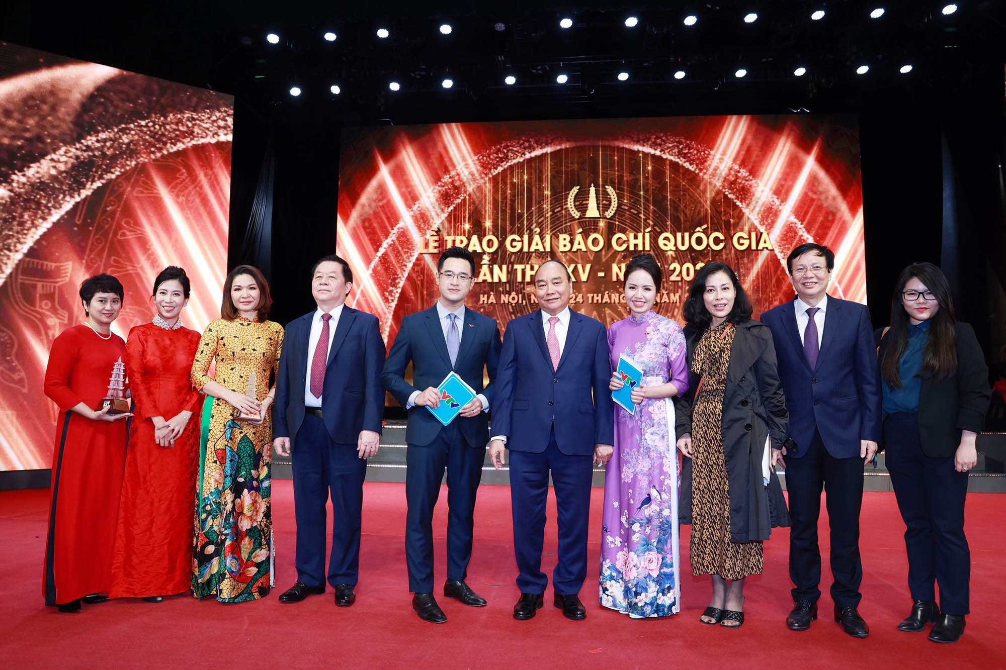 Toàn cảnh Lễ trao giải báo chí quốc gia lần thứ XV