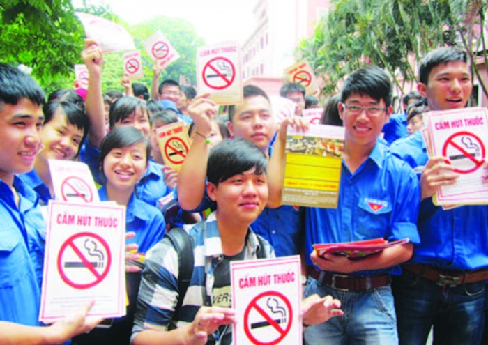 Nâng cao nhận thức của người dân về tác hại của thuốc lá trong cộng đồng