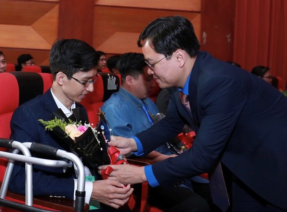 Tìm kiếm, tôn vinh 50 thanh niên khuyết tật tiêu biểu