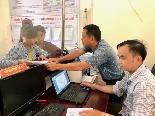 Công chức, viên chức, lao động viết về công tác dân tộc, tôn giáo