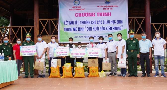 Hỗ trợ Con nuôi đồn Biên phòng khu vực biên giới tỉnh Kon Tum